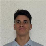 Professeur d’anglais à domicile ou en ligne par un étudiant en entrepreneuriat.